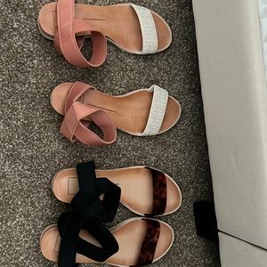 Dolce Vita Sandals. lot of 2. size 9 womens.